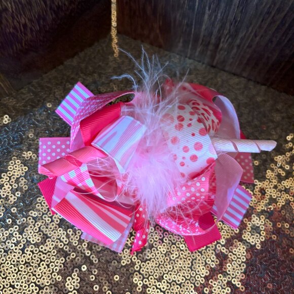 Pink Hair Bow - Picture 1 of 3